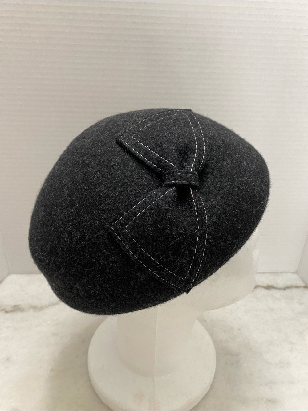 Vintage hat studio by Failsworth Black Wool pill box/beret with Bow Accent hat